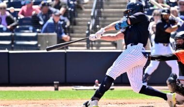 Yankees' Giancarlo Stanton plays outfield for first time this spring