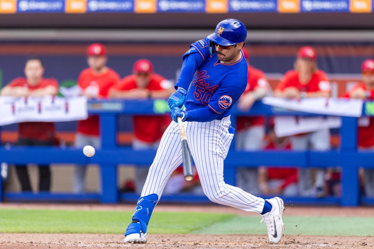 Mets' Mike Tauchman to undergo MRI for knee issue