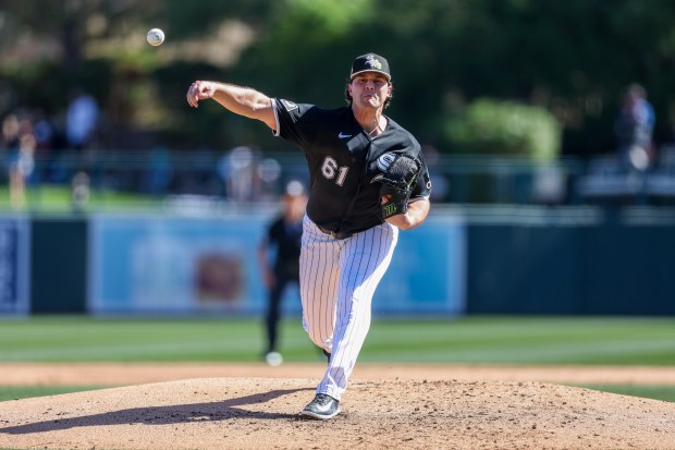 Chicago White Sox pitcher Mike Vasil (61) pitches during the second inning against the Milwaukee Brewers in a Cactus League game at Camelback Ranch Sunday Feb. 22, 2026 in Glendale, Ariz. (Armando L. Sanchez/Chicago Tribune)