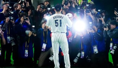 Chicago Cubs waiting for Seiya Suzuki's right knee MRI results