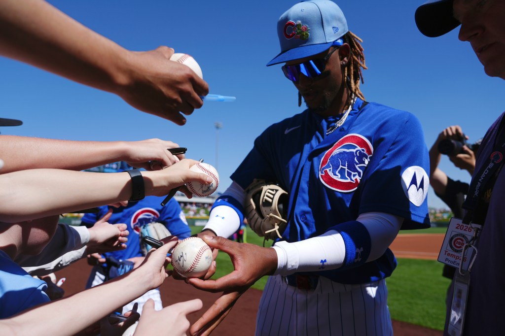 Rosters are shaping up for the Cubs and Sox — and the World Baseball Classic heats up – Chicago Tribune