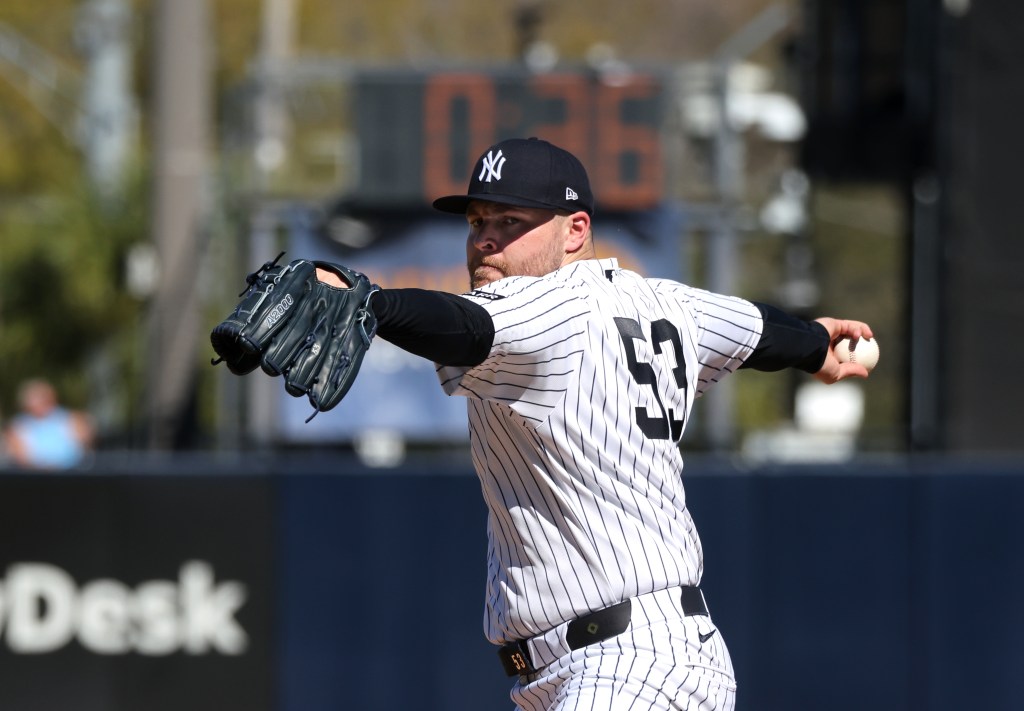 Yankees pitcher David Bednar #53, throwing a warmup pitch before the start of the 4th inning.