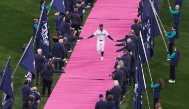 Seattle Mariners Opening Day: PHOTOS