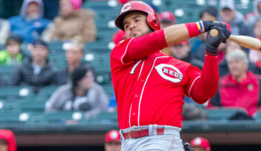 Big Home Run from Eugenio Suarez leads the Reds to a win