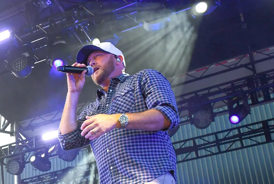 Country artist Cole Swindell will play a post-game concert at American Family Field Aug. 28 when the Milwaukee Brewers take on the Texas Rangers.