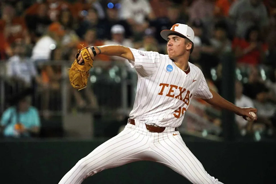 Texas Longhorns pitcher Dylan Volantis (99) throws a pitch during the NCAA D1 Baseball Tournament Regional against UTSA at UFCU Disch-Falk Field on Saturday, May 31, 2025 in Austin, Texas. (Aaron E. Martinez / American Statesman)
