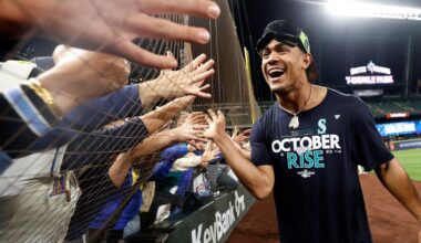 Seattle Mariners fan interactions, baseball player stories