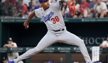 Dodgers news: Spring training travel roster at Mariners