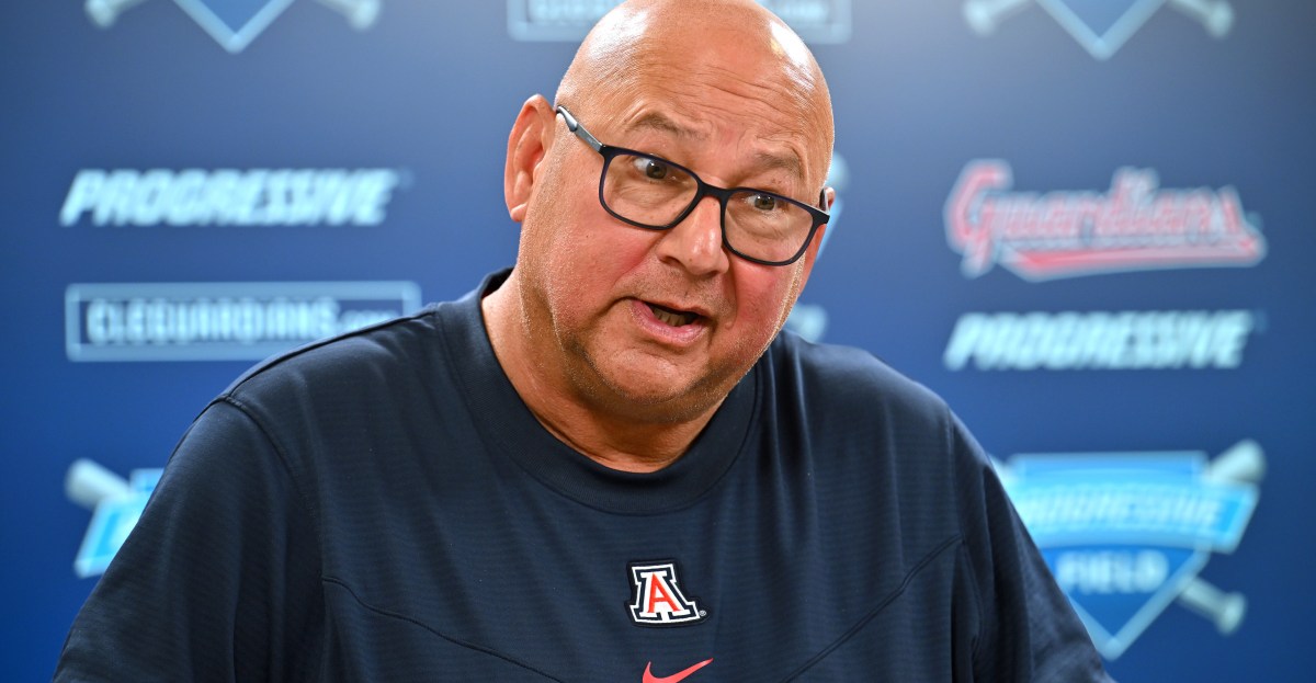 WATCH THE REDS PLAY BASEBALL ON TV IN PRIME TIME