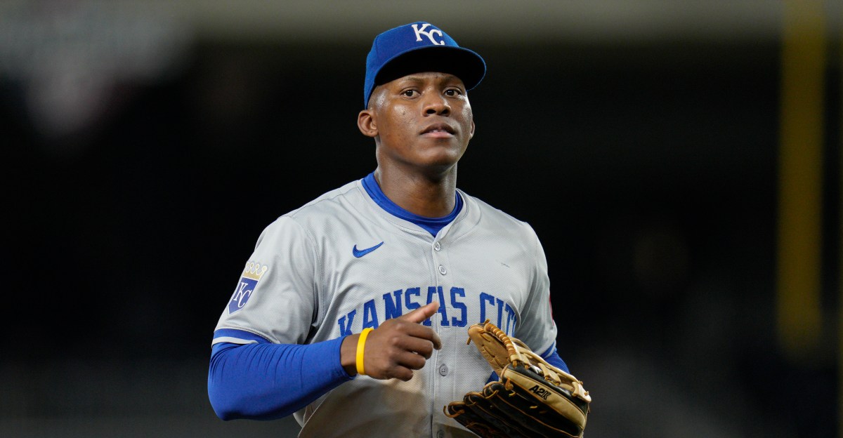 Outfielder Dairon Blanco claimed off waivers by Rangers