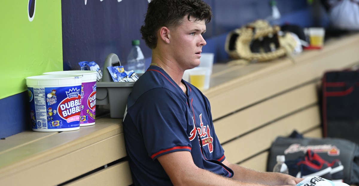 Braves cut pitchers Rolddy Munoz, Garrett Baumann, and Owen Murphy from camp