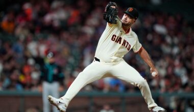 Giants re-sign Joey Lucchesi amid Reiver Sanmartin injury news