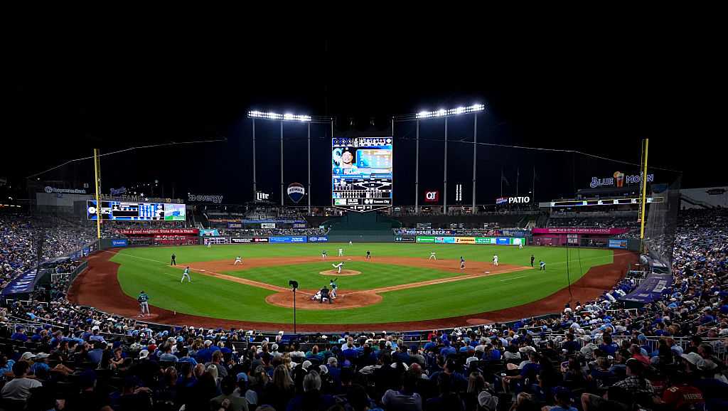 MLB expands 9-9-9 Challenge to Kansas City Royals home games