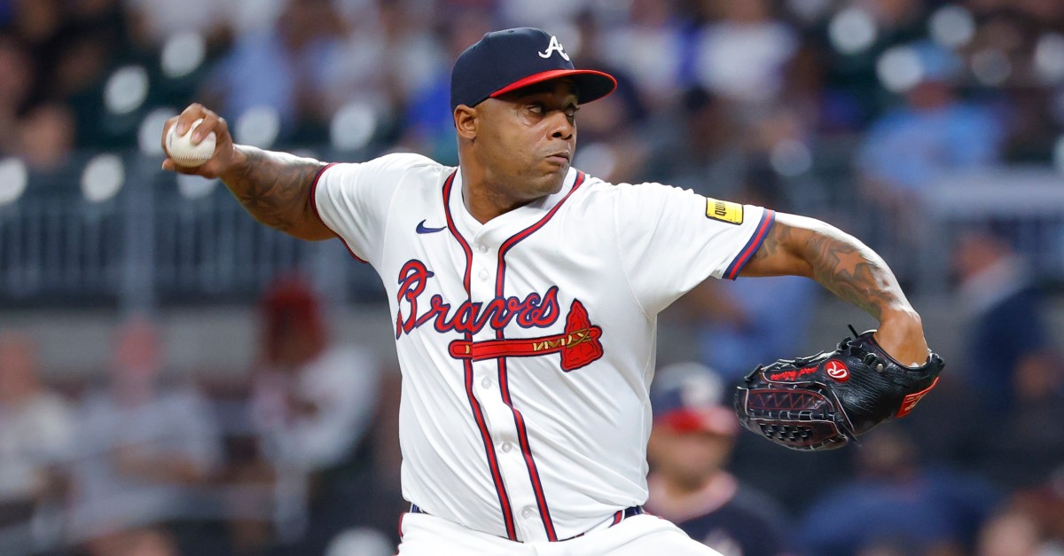 Braves pitching strong and Farmer stays hot in victory over Yankees