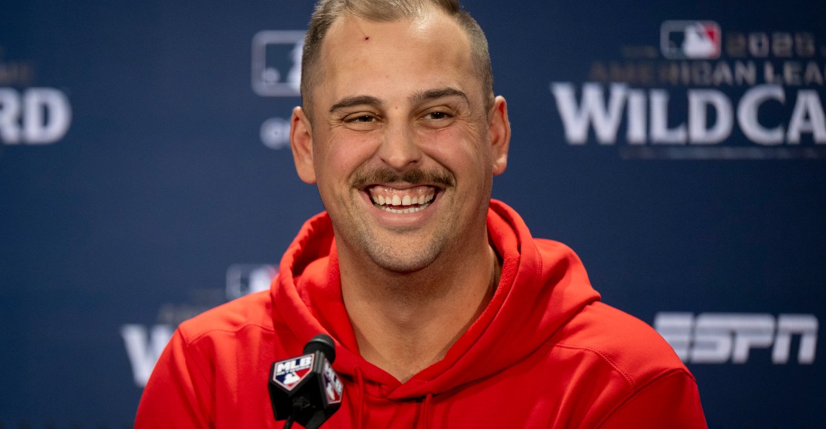 With roster set, Reds wrap Cactus League play at home against Guardians