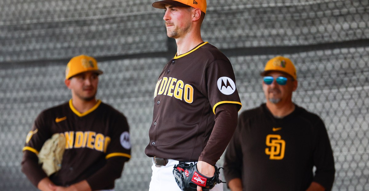 Good Morning San Diego: Padres lose to Giants, lose Bryan Hoeing to injury