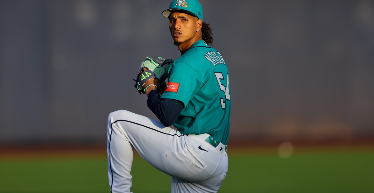 Mariners prove “close” only counts sometimes in baseball, lose 9-4