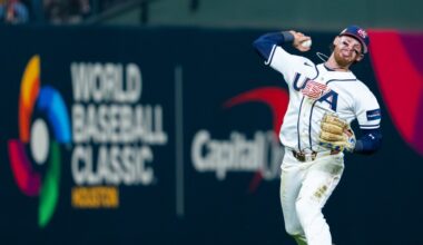 Bobby Witt Jr. dazzles with the glove at the World Baseball Classic