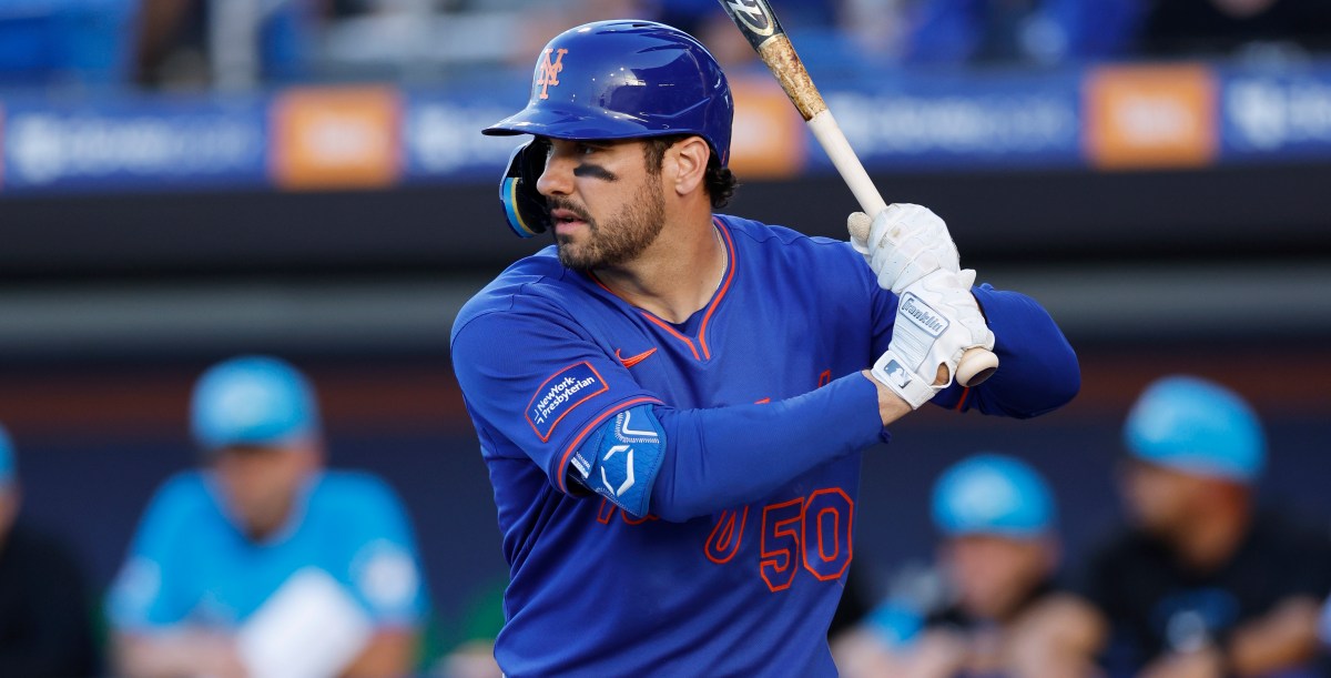 Mike Tauchman to undergo MRI for knee issue