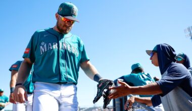 Cubs maul Mariners, but everyone stays cool in 7-1 loss
