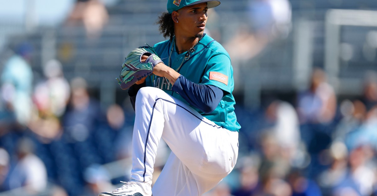 Mariners place RHP Carlos Vargas on IL; recall RHP Cole Wilcox from Tacoma