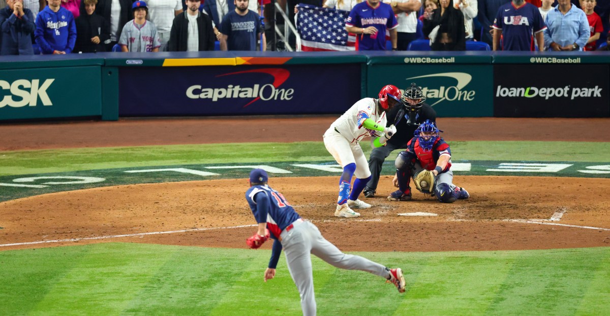 WBC Wrap-Up: Bad call mars close game as U.S. advances