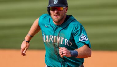 Mariners win 7-3 behind big day from Luke Raley
