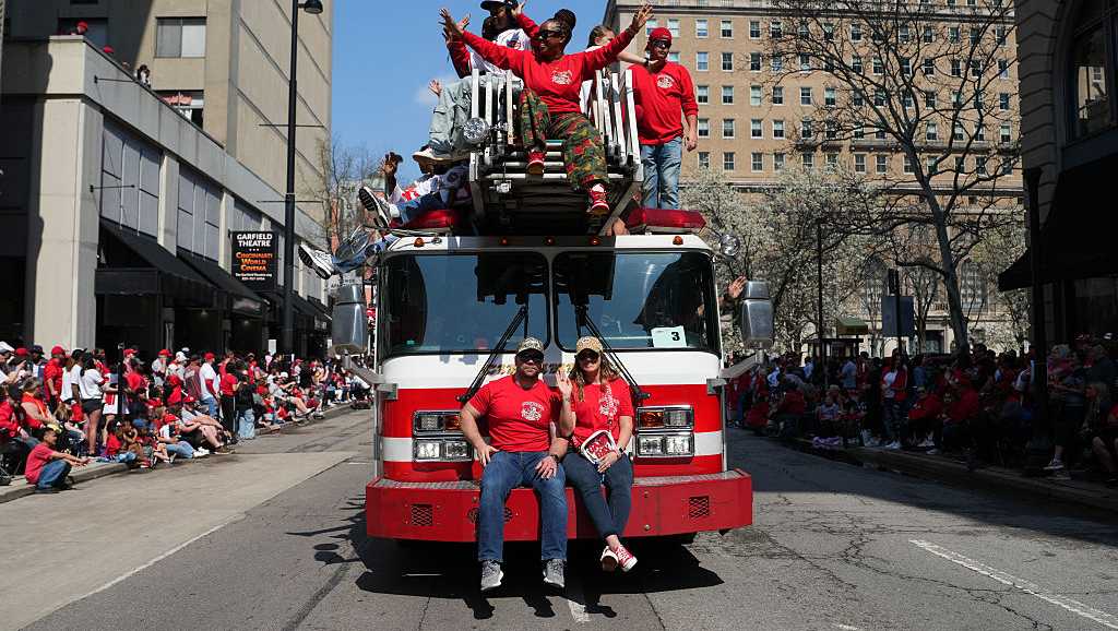 Cincinnati celebrates return of Reds baseball with Opening Day Parade