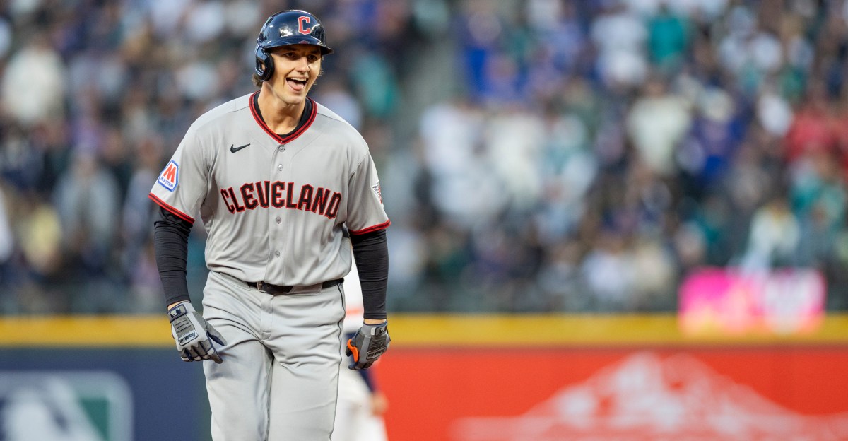 Guardians Defeat Mariners for Opening Day Win