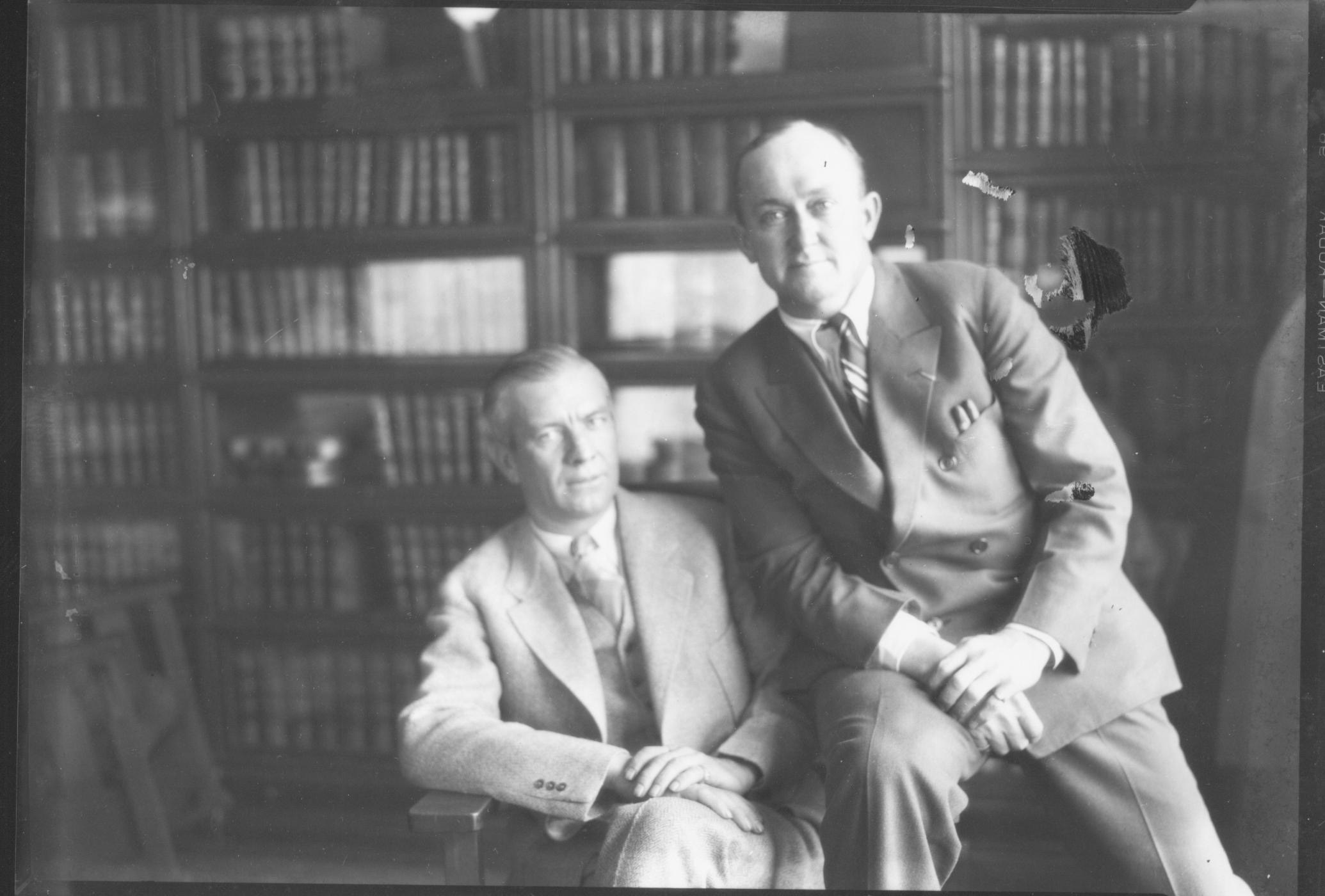 CLEVELAND, OH - DECEMBER, 28, 1926: Ty Cobb and Tris Speaker confer in the law offices of W. H. Boyd. Cobb and Speaker were accused of throwing a game by American League President Ban Johnson and met in Cleveland to prepare their defense. (Photo by Louis Van Oeyen/Western Reserve Historical Society/Getty Images).