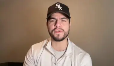 Hanover's Ryan Kisiel reacts to his game-winner in the D3 state final