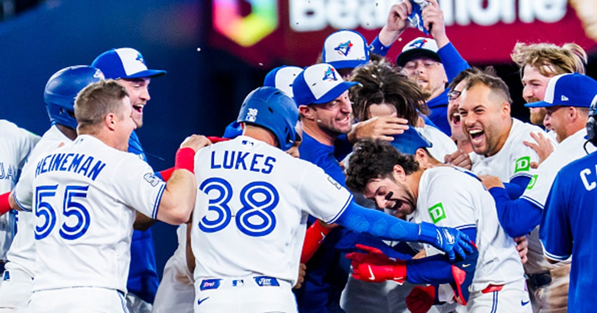Athletics 7, Blue Jays 8 (11) – TSN