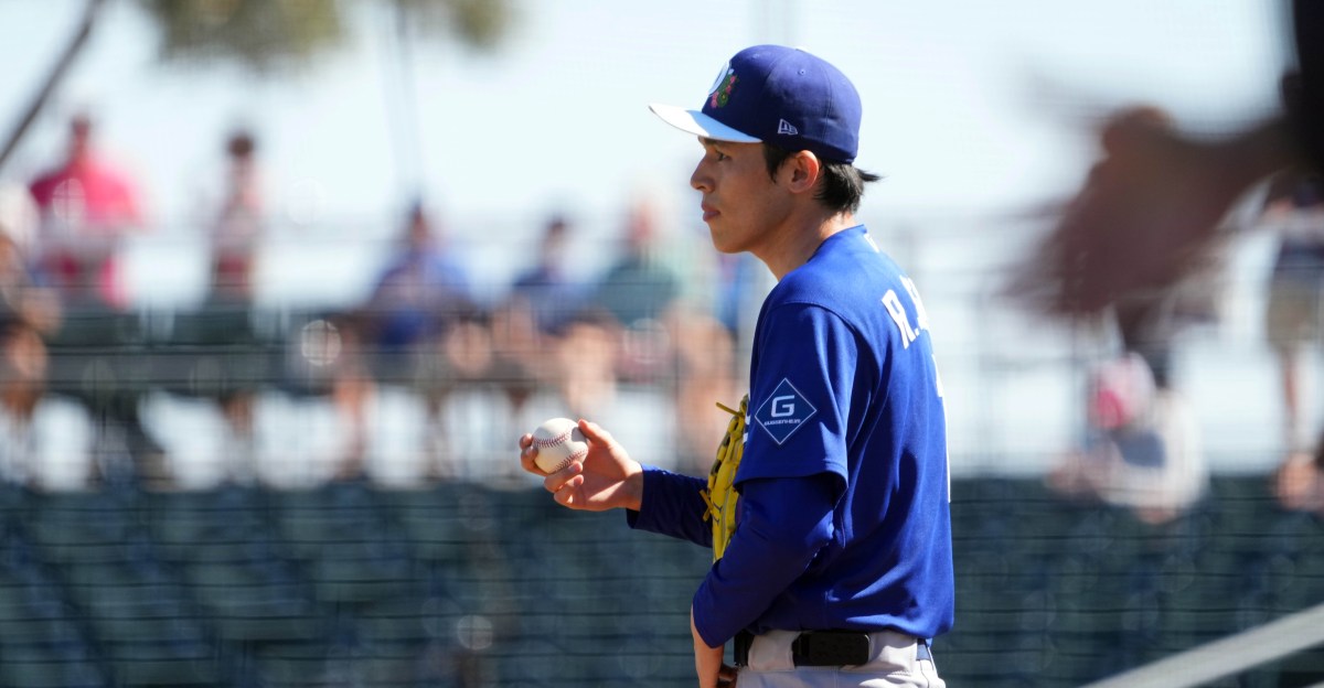 Dodgers news: Roki Sasaki continues his spring struggles