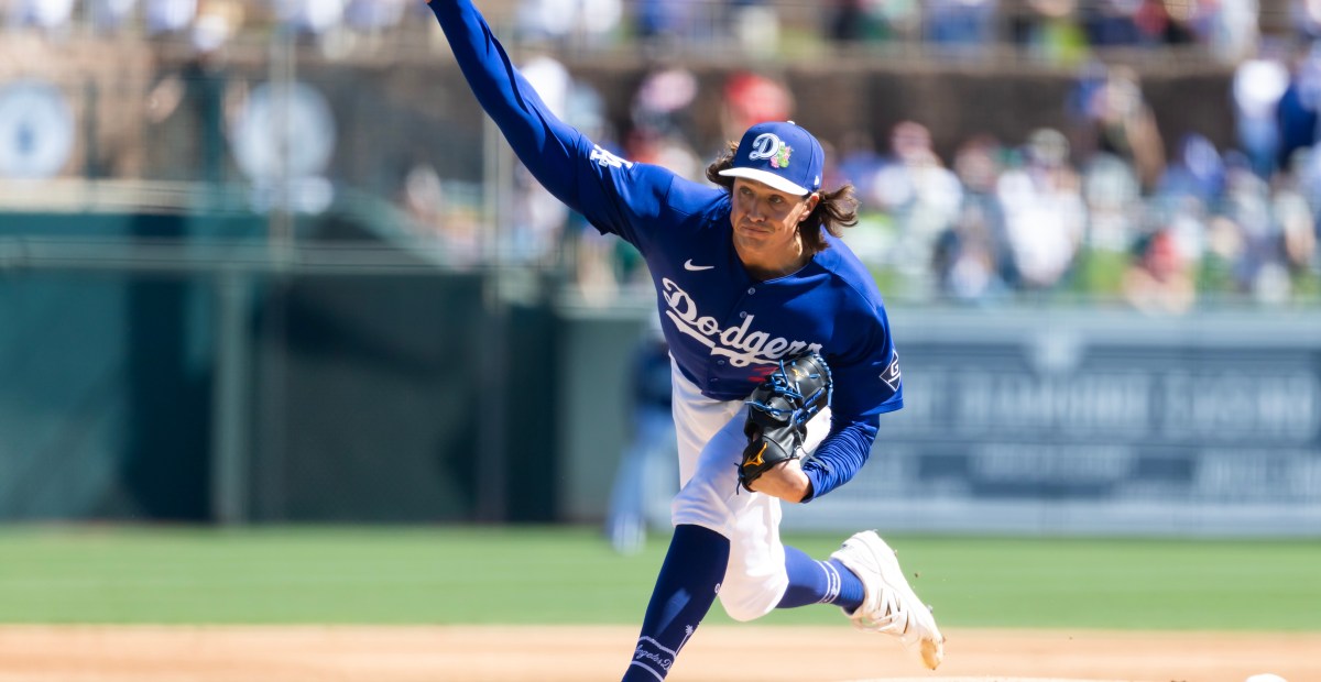 Dodgers fall to Brewers 24-9