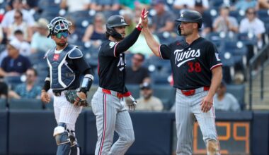 Yankees lose to Twins in rain-shortened, 15-run stomping