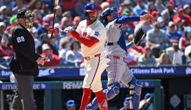 Simply offensive: Rangers 8, Phillies 3