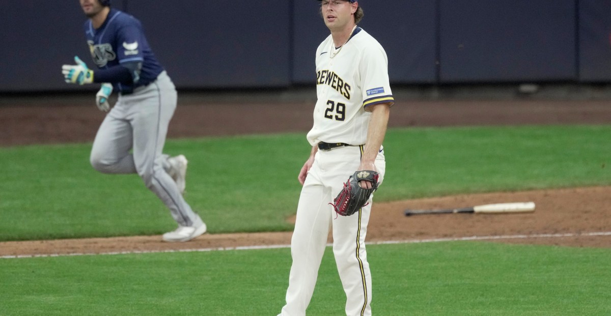 Brewers fall late 3-2 to Rays in first loss of season