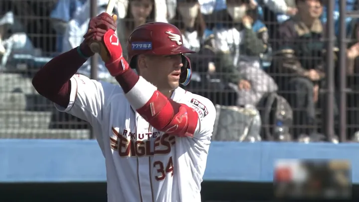 Tohoku Rakuten Golden Eagles player McCusker © Pacific League TV