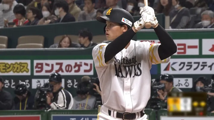 Fukuoka Softbank Hawks player Yoshiyasu Sasakawa © Pacific League TV