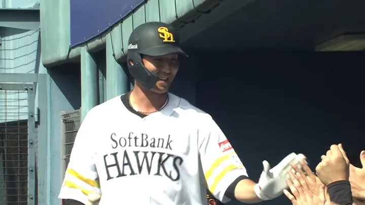 Fukuoka Softbank Hawks Hawks player Yuto Akihiro © Pacific League TV