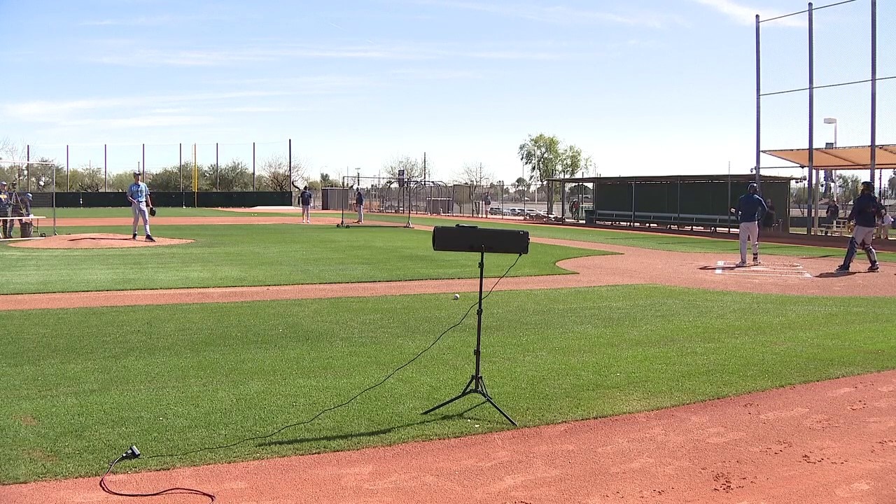 Brewers prepare for ABS challenge system in 2026 season