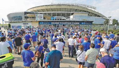 Royals owner knows time close to decide site of future stadium