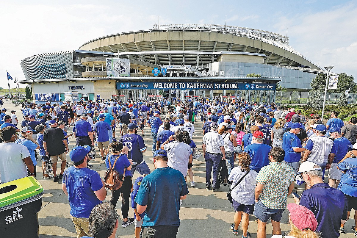 Royals owner knows time close to decide site of future stadium
