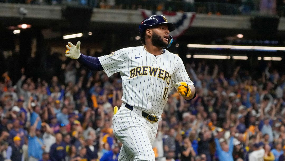 White Sox vs Brewers Prediction, Odds & Player Prop Bets Today