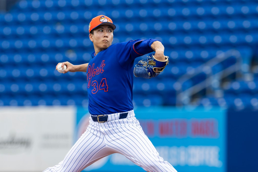 Mets Pitcher Kodai Senga throws live batting practice during Spring Training at Clover Field, Thursday, Feb. 19, 2026, in Port St. Lucie, FL. 