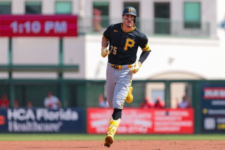 Pirates’ Top Prospect Griffin Continues Hot Spring Training Streak with Another Homer