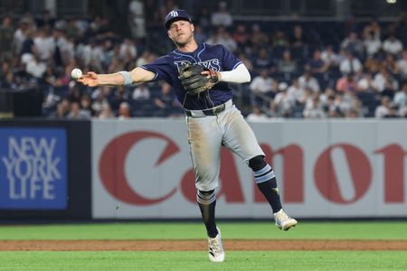 Tampa Bay Rays Shortstop Walls Sidelined with Oblique Injury