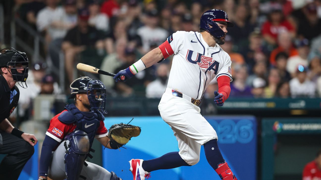 World Baseball Classic: Schwarber launches 427-foot home run