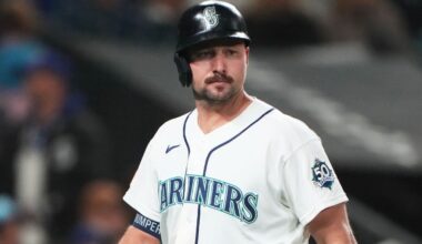 Mariners' Cal Raleigh out of lineup for series opener vs. Yankees