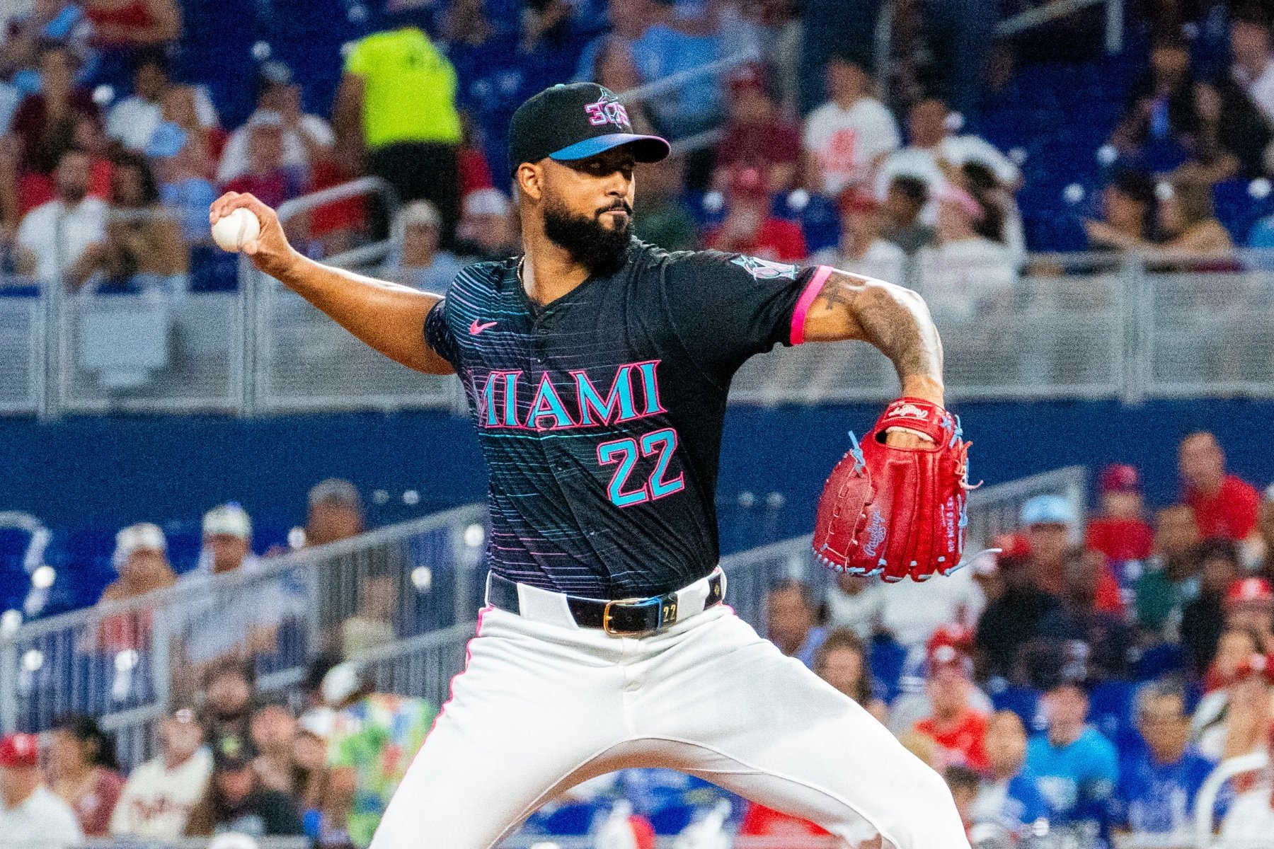 sandy alcantara delivery retrowave_danis sosa.jpg